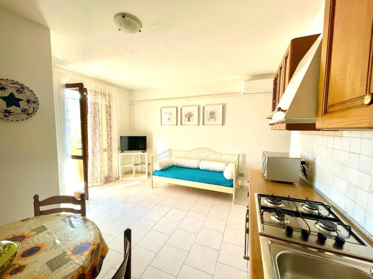 Apartment Luisa Tergu Εξωτερικό φωτογραφία