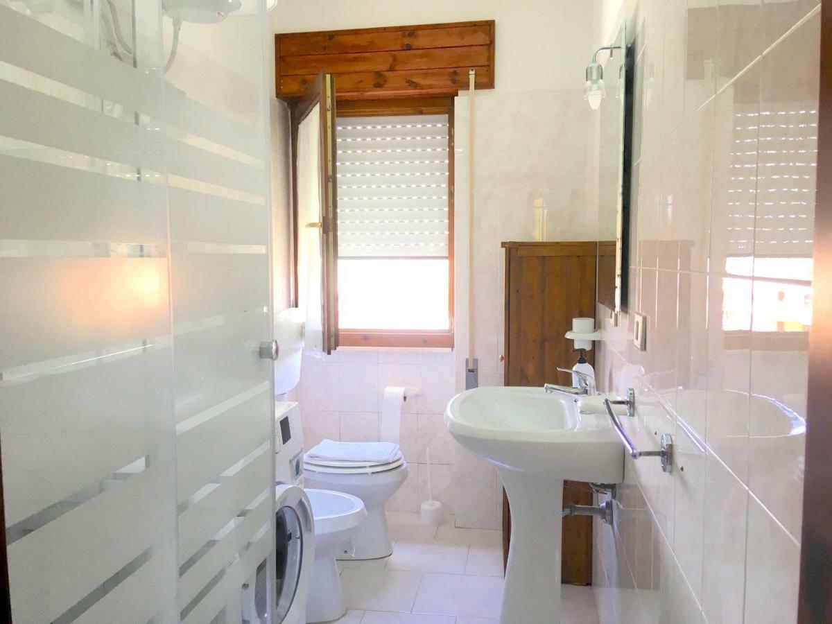 Apartment Luisa Tergu Εξωτερικό φωτογραφία